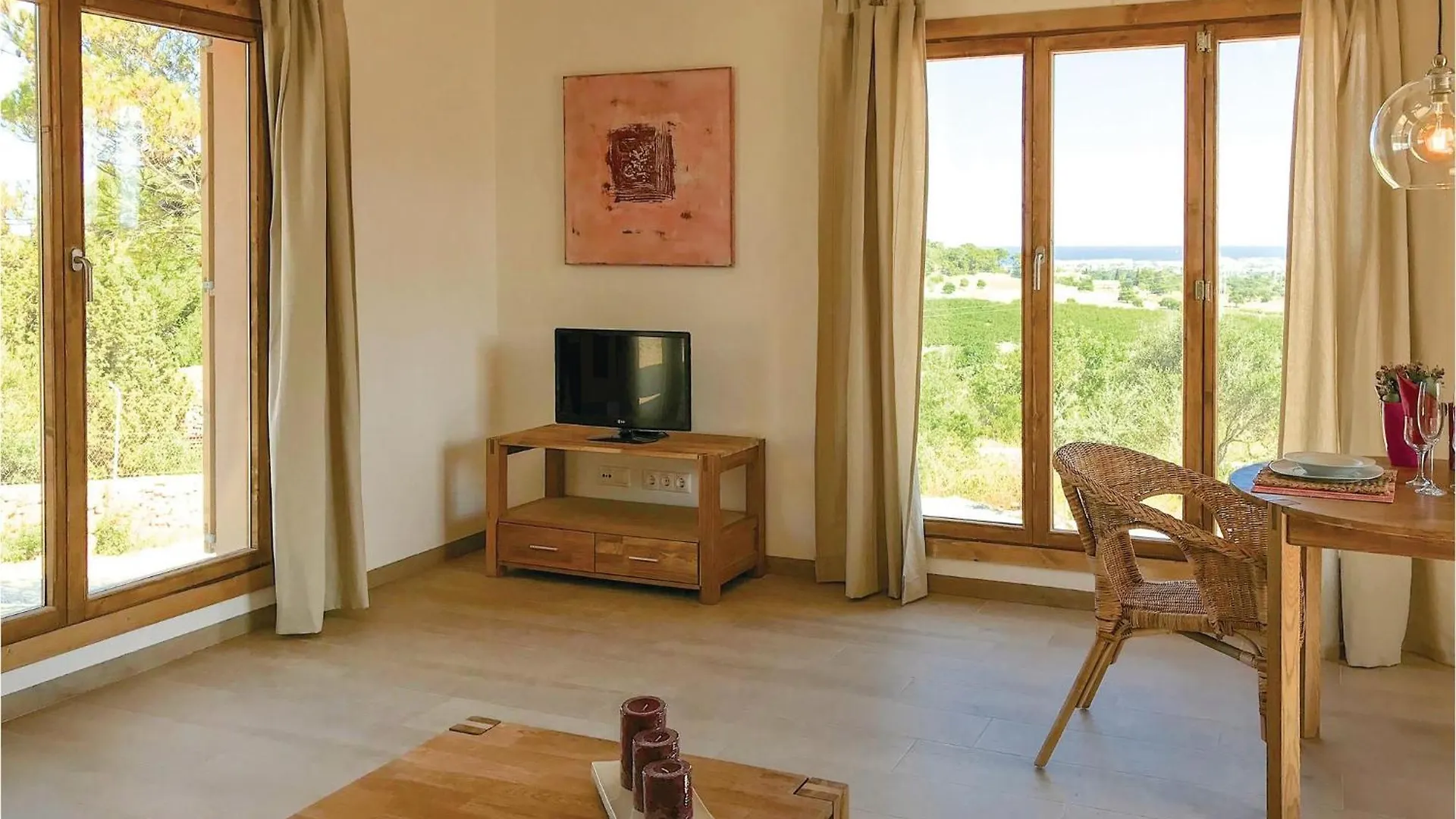 Holiday home Awesome Home In Son Carrio With Kitchenette
