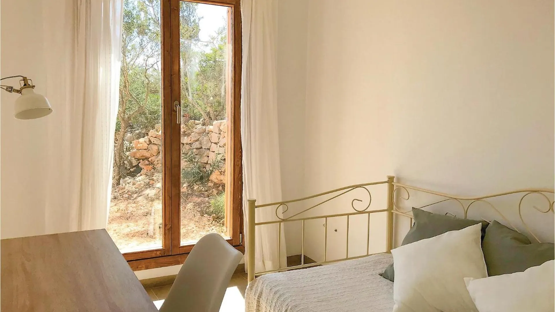 Holiday home Awesome Home In Son Carrio With Kitchenette