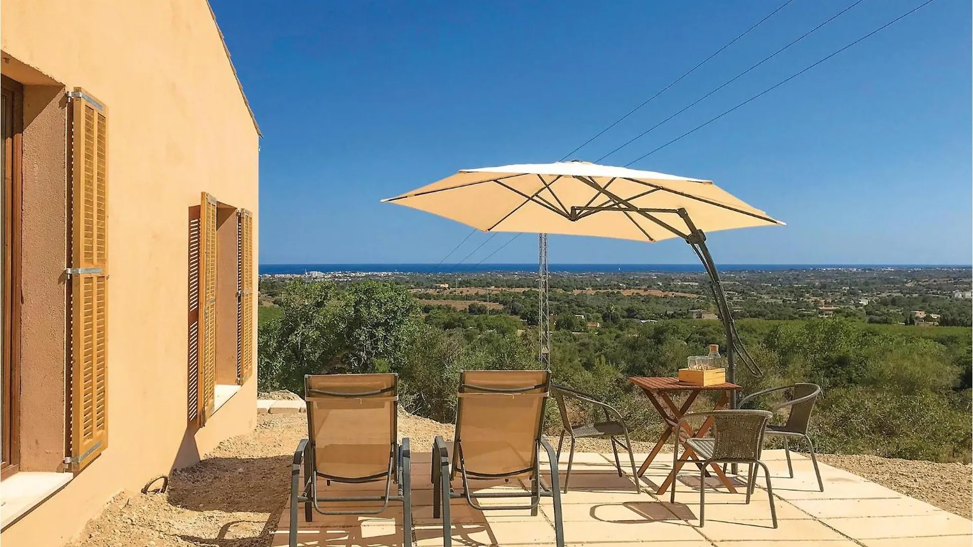 Awesome Home In Son Carrio With Kitchenette 0*, Son Carrio (Llevant) Spain
